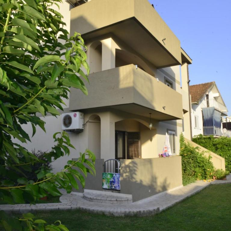 Lola - Apartman sa 2 Spavaće Sobe - 37