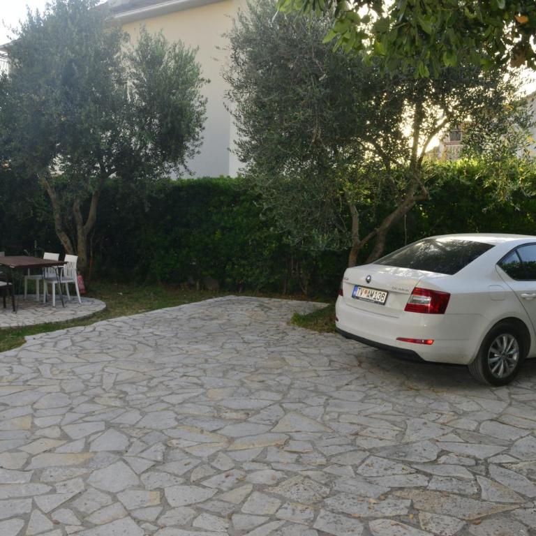 Lola - Apartman sa 2 Spavaće Sobe - 38