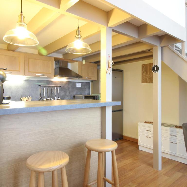 Appartement T2 bis cosy avec Wi-Fi, 100m du centre, 6 pers., cave ski & vélos - FR-1-608-214 - Apartment (6 Adults) - 6