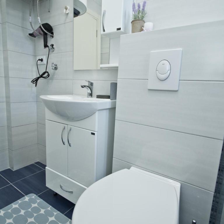 IgMAN apartments Tivat - Standardni Apartman - 16