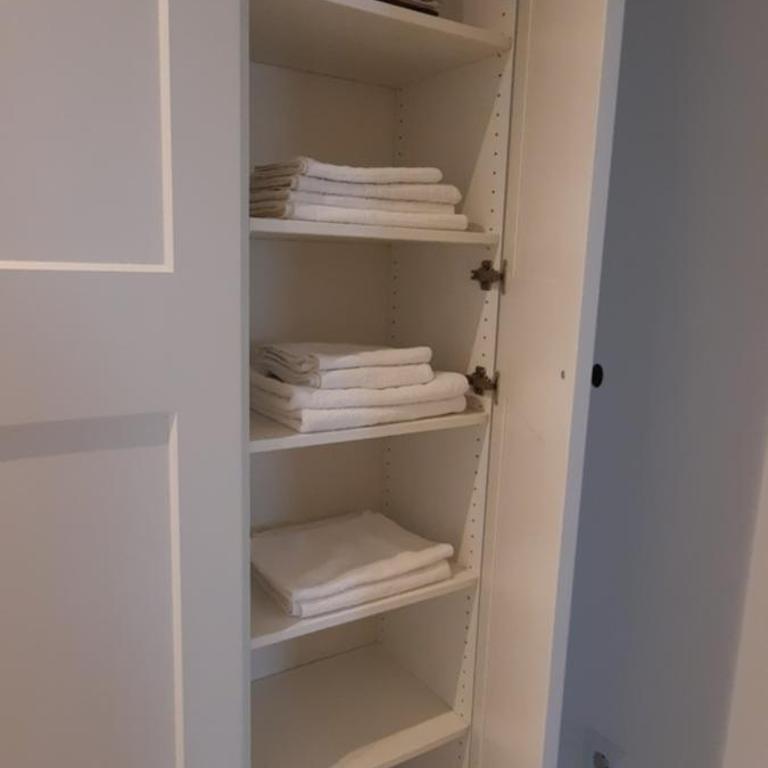 Babalina's Place - One-Bedroom Apartment - 15