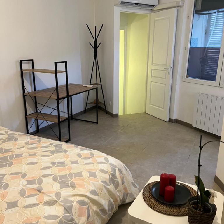 T2 climatisé st victor Vieux Port et Plage des catalans 13007 - Appartement 1 Chambre - 6