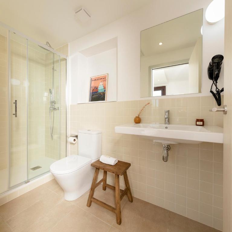 Som Nit Port Vell - Superior Twin Room with Port View - 15