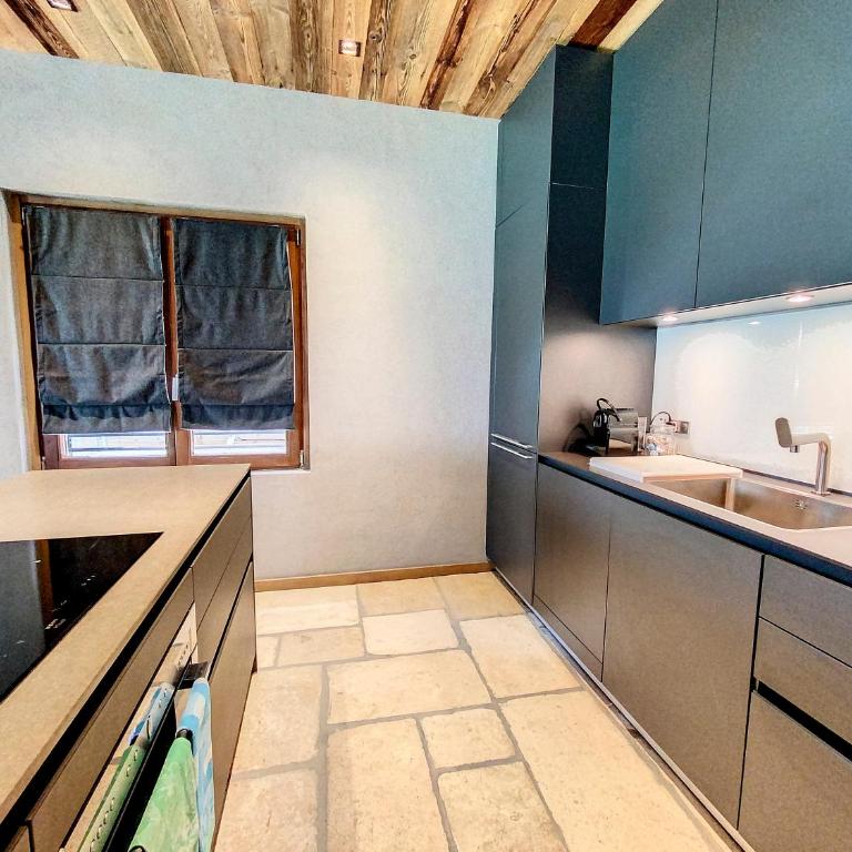 LES ALPES III - Three-Bedroom Apartment - 6