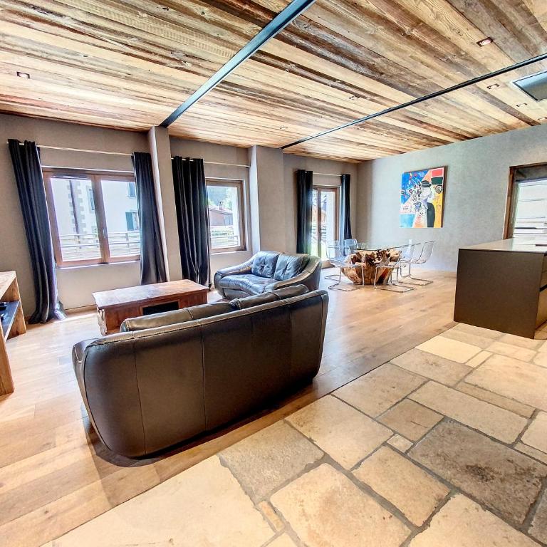 LES ALPES III - Three-Bedroom Apartment - 2