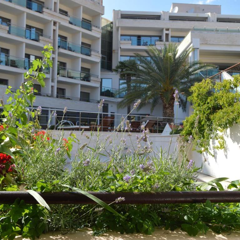 Ambassador Apartments - Economy Dvokrevetna Soba sa Zasebnim Krevetima - 2