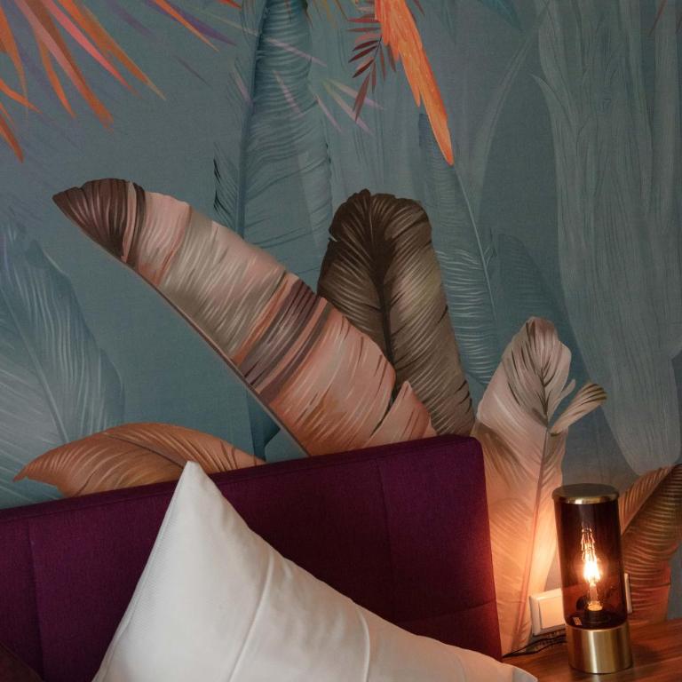 ZUM SCHLOSS - Boutique-Hotel - Zimmer mit Queensize-Bett - 4
