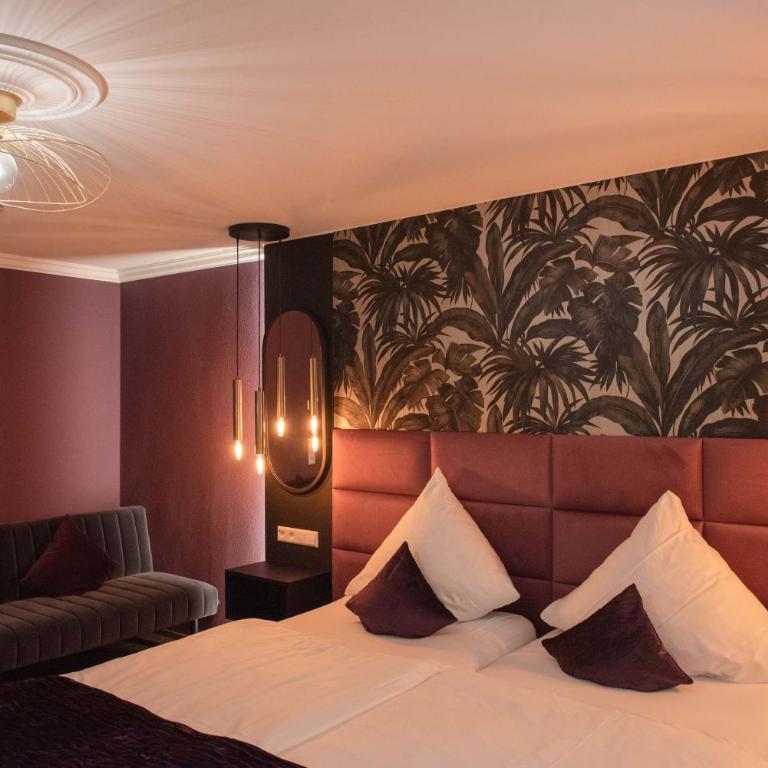 ZUM SCHLOSS - Boutique-Hotel - Superior Doppelzimmer - 1