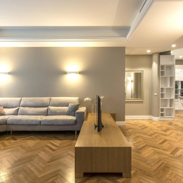 Heart Milan Apartments Duomo District - Appartamento con 3 Camere da Letto - Via F. Sforza 5 - 15
