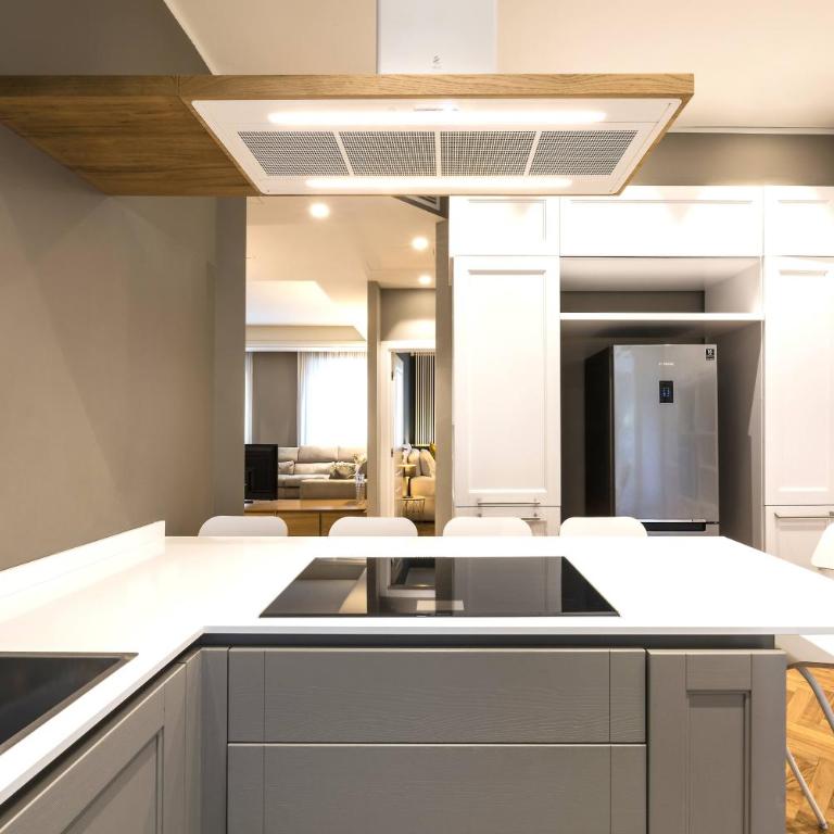 Heart Milan Apartments Duomo District - Appartamento con 3 Camere da Letto - Via F. Sforza 5 - 18