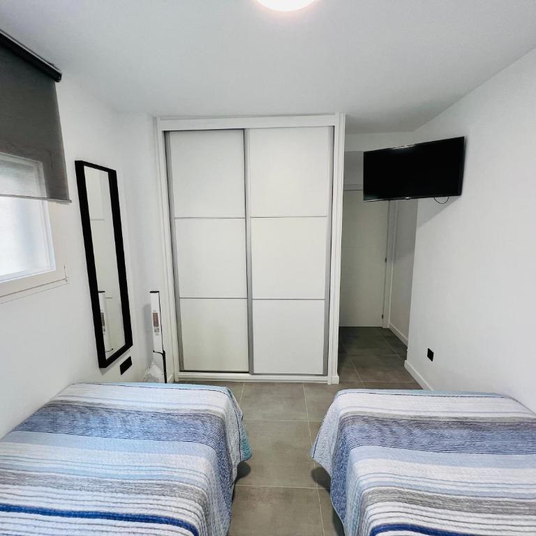 Apartamento Parque Jardín - Three-Bedroom House - 5
