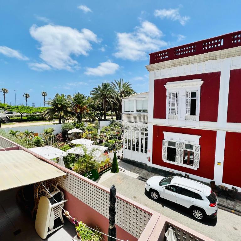 Apartamento Parque Jardín - Three-Bedroom House - 35