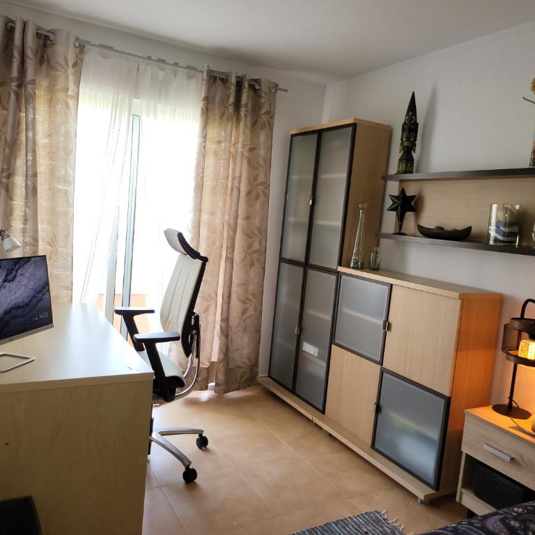 LUXURY Townhouse in Gran Alacant, Alicante - Three-Bedroom Townhouse - 20