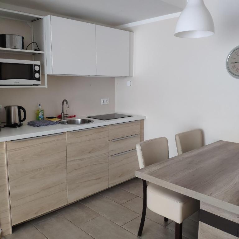 Hotel Lindenhof - Apartment mit 2 Schlafzimmern - 2