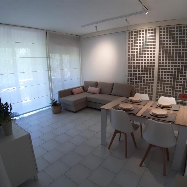 Bonaria Apartment - Appartamento con 2 Camere da Letto - 1