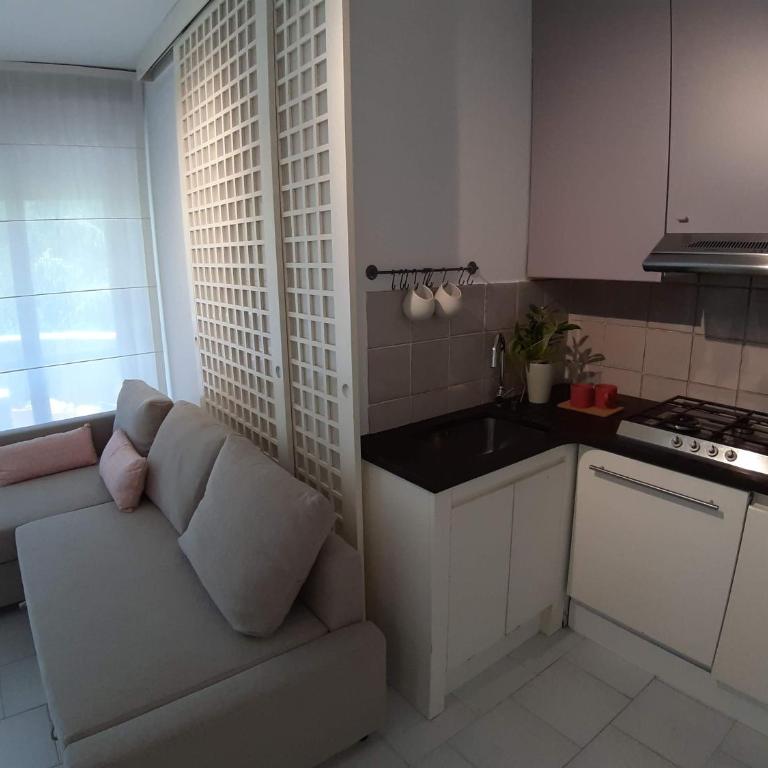 Bonaria Apartment - Appartamento con 2 Camere da Letto - 4