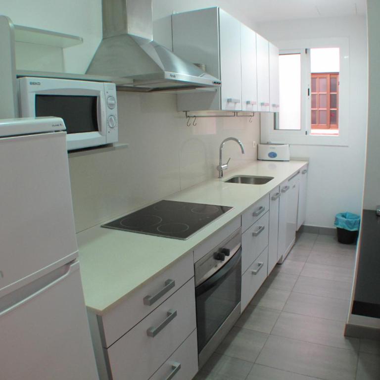 Barcelona4Seasons II - Standard Three-Bedroom Apartment - Calle Casanovas 78 - 3