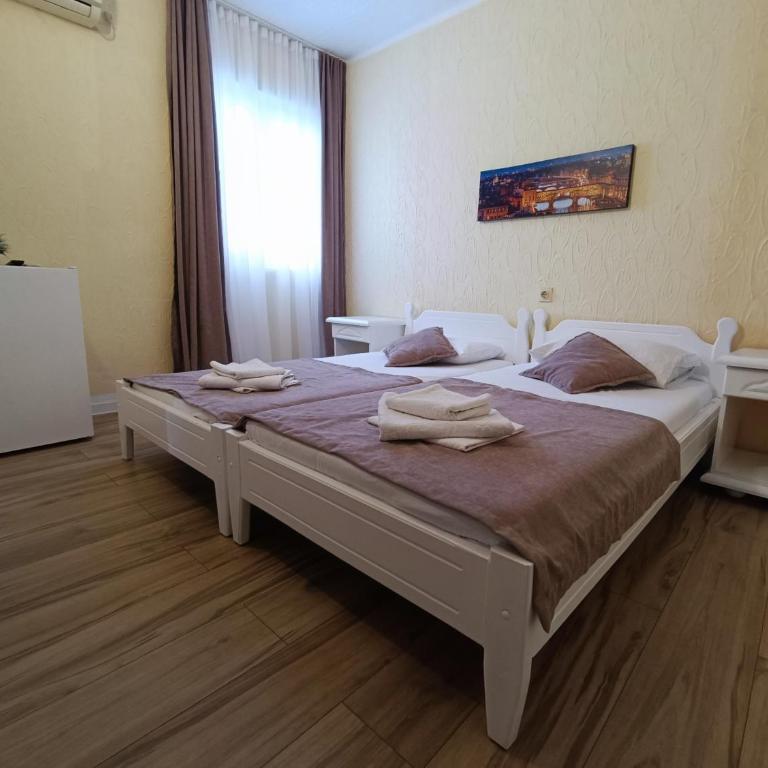 Martinović Rooms - Dvokrevetna Soba sa Zasebnim Krevetima - 5