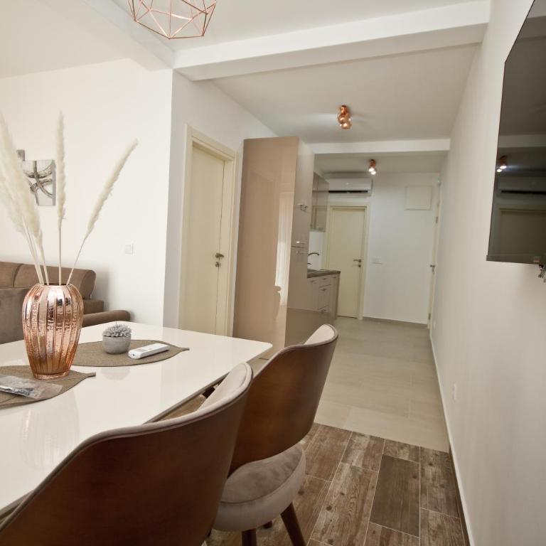 IgMAN apartments Tivat - Apartman sa Pogledom na Vrt - 30