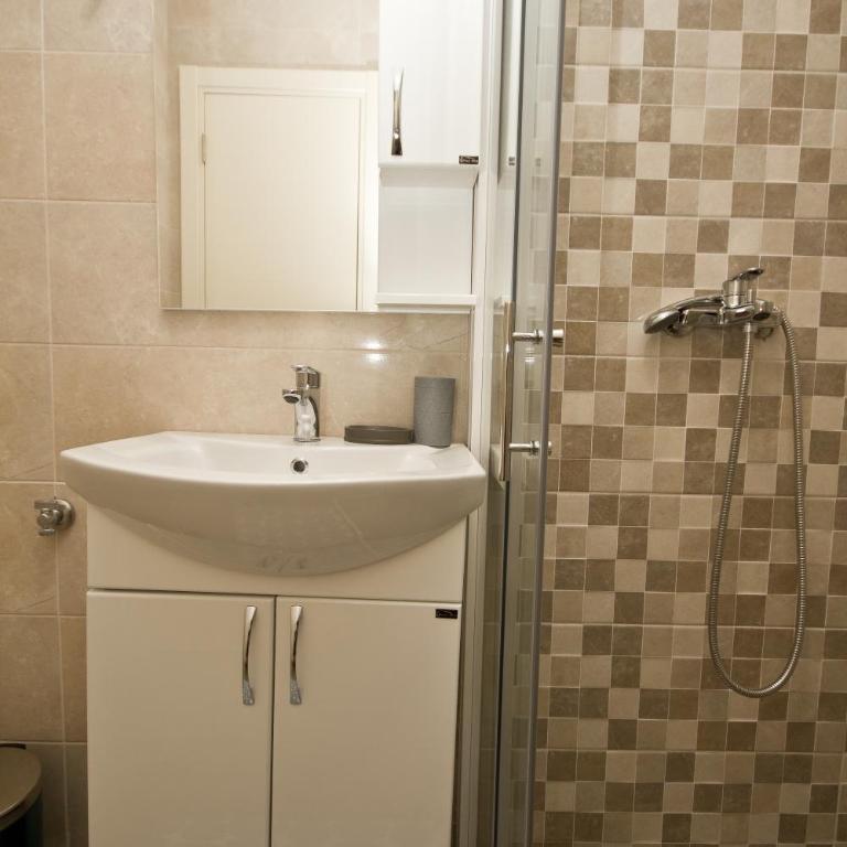 IgMAN apartments Tivat - Apartman sa Pogledom na Vrt - 34