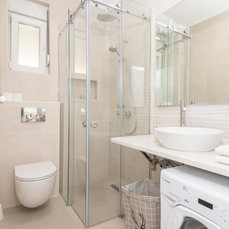 Villa Providenca apartments - One-Bedroom Apartment with Sea View and Balcony - 11