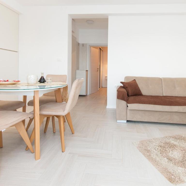 Villa Providenca apartments - One-Bedroom Apartment with Sea View and Balcony - 9