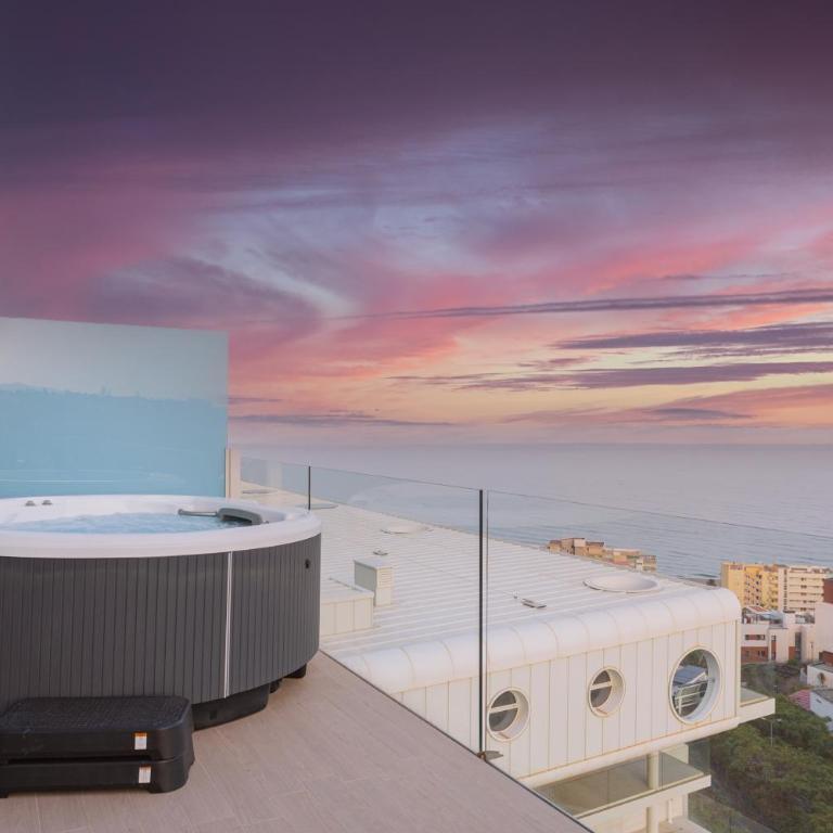 Ensuite Penthouse Panoramic Sea View with Jacuzzi - Apartamento Ático - 22