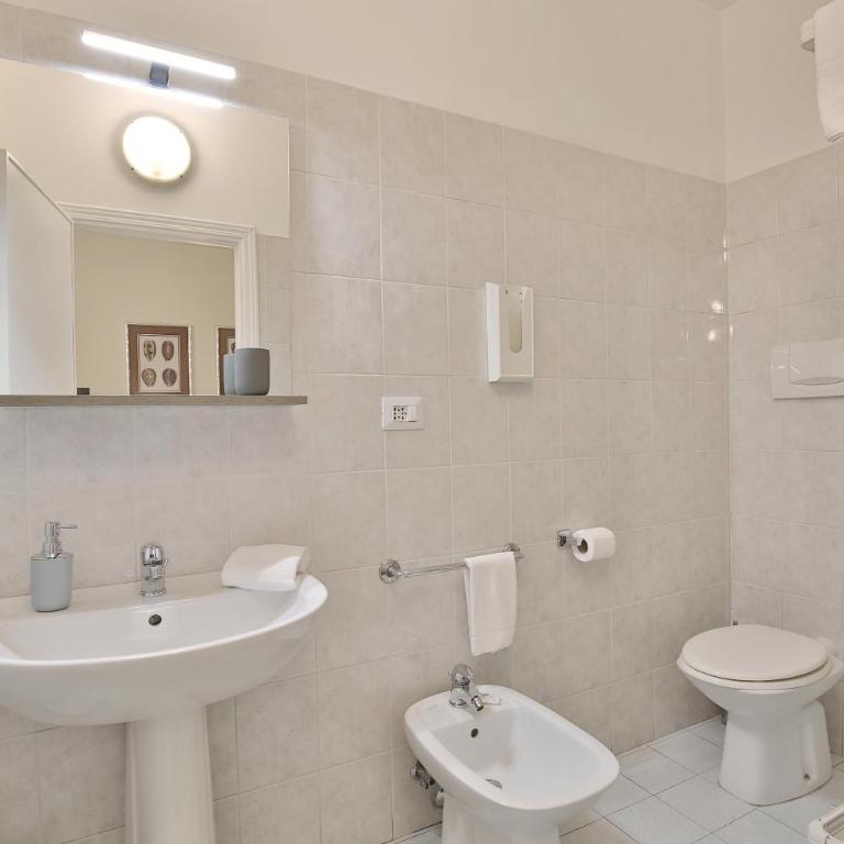 MADAMA GUEST HOUSE - Camera Tripla - 2
