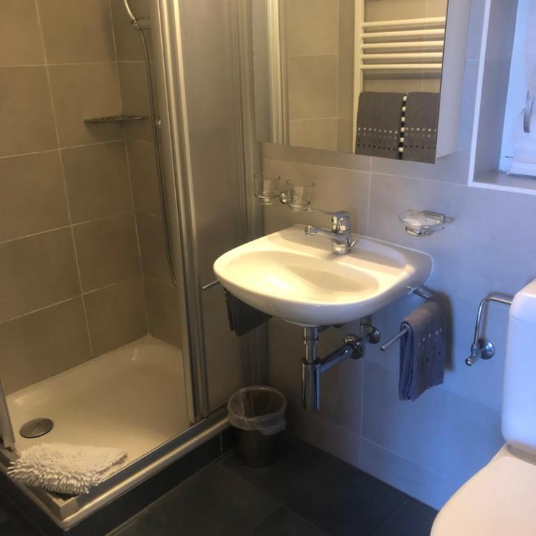 Hotel Le Postillion - Familienzimmer (2 Erwachsene + 2 Kinder) - 8