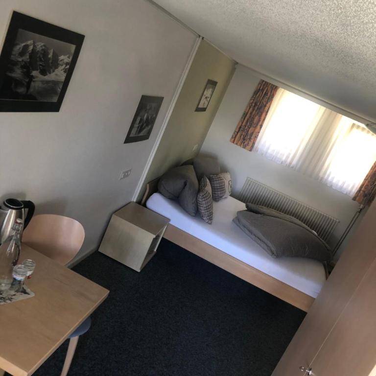 Hotel Le Postillion - Deluxe Doppelzimmer mit Balkon - 8