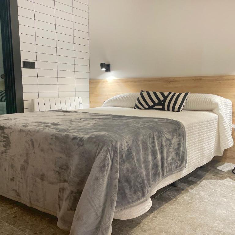 Apartamentos Mk77 León - LaHoz - Estudio con terraza - 15