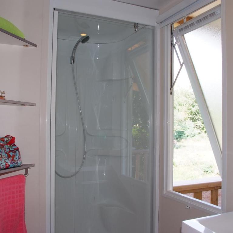 Camping Vallée du Paradis - Mobile Home 2 Chambres (4-6 Personnes) - 2