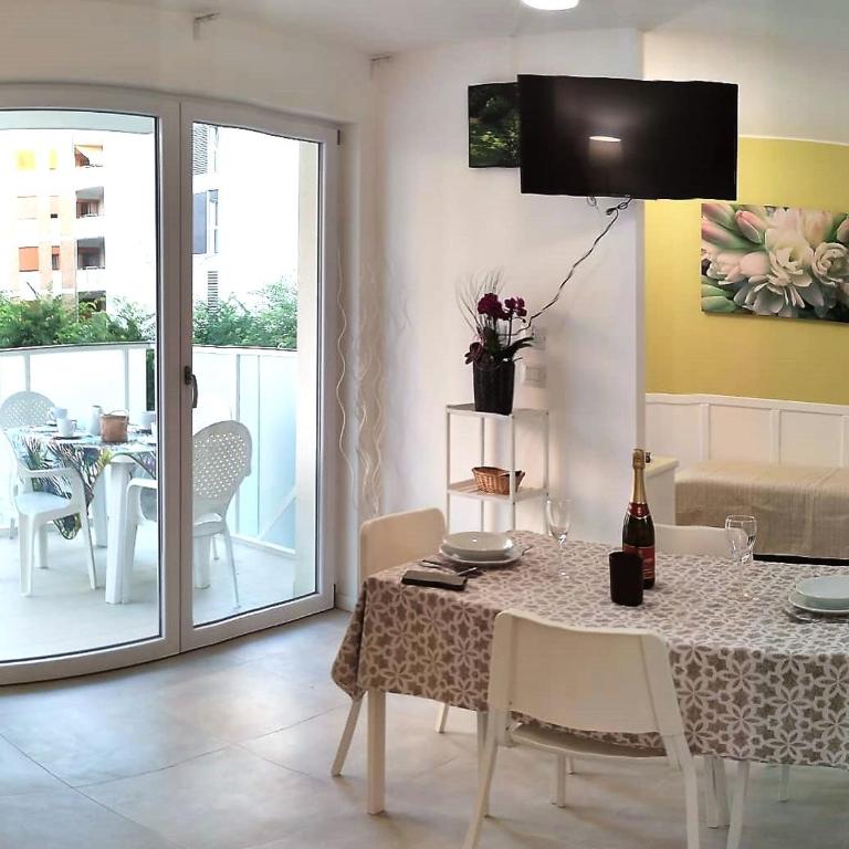 Green Life Wohnungen direkt am Strand - Two-Bedroom Apartment with Balcony and Sea View - 6