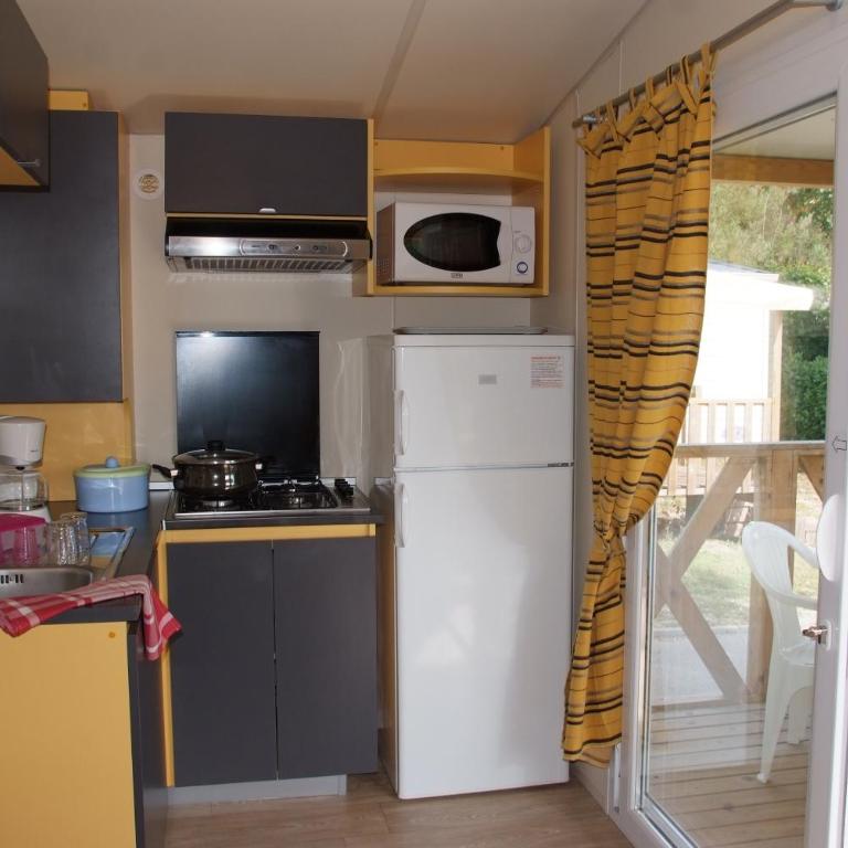 Camping Vallée du Paradis - Mobile Home 2 Chambres (4 Personnes) - 7