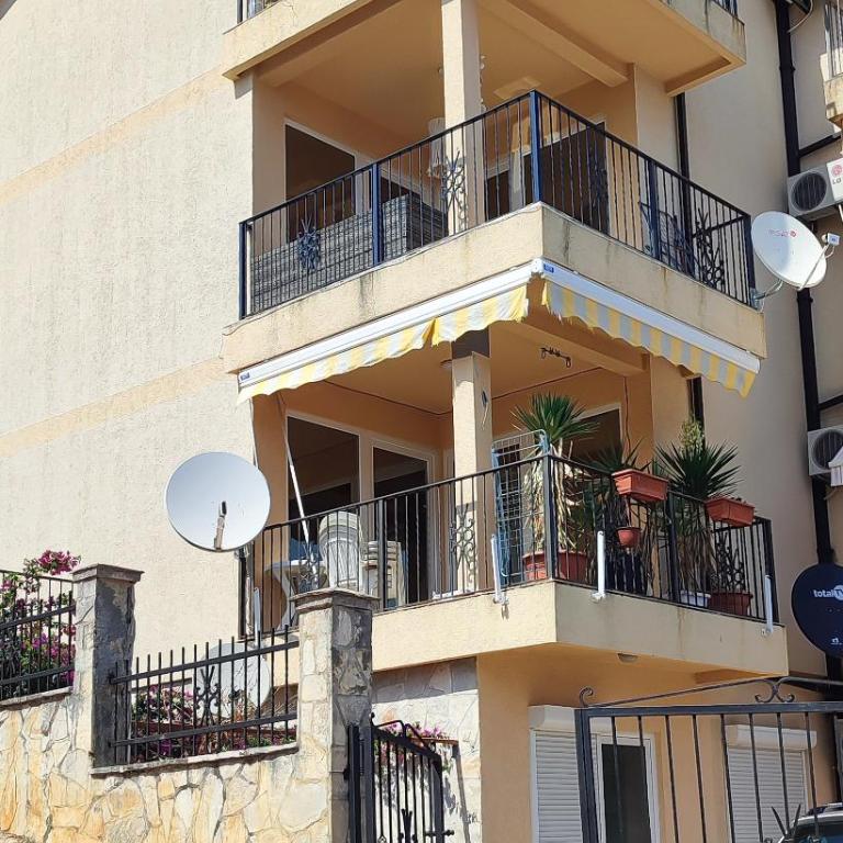 Stanislava Seaview Residence - One-Bedroom Apartment - 21