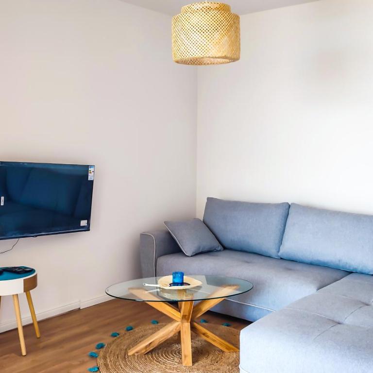 Stanislava Seaview Residence - One-Bedroom Apartment - 12