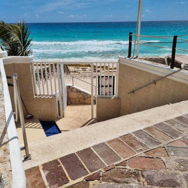 Cancun Plaza Condo Ocean front - One-Bedroom Apartment - 22