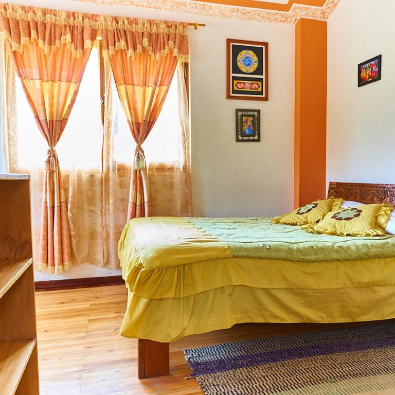 Hostal Kuyllur Ñan - Habitación Doble con baño privado - 2