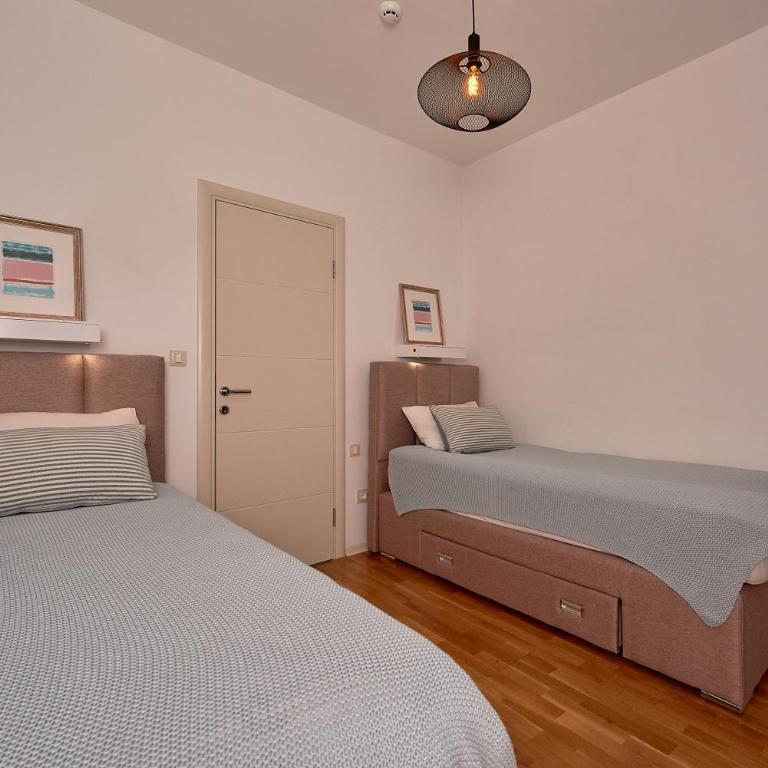 2montenegro HARMONIA APARTMENTS Becici - Two-Bedroom Apartment - 32