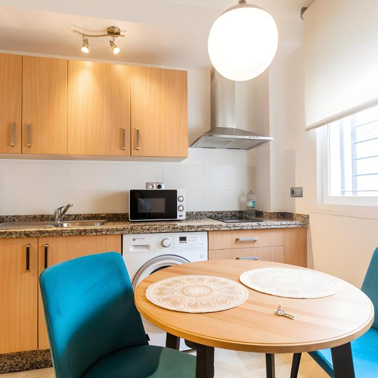 Teatro Suites Málaga CITY FLAT - Studio Apartment - 4