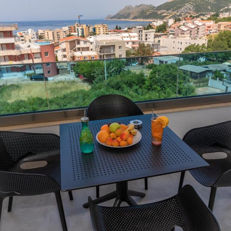 Zodea Apartments - Studio with Balcony - 16
