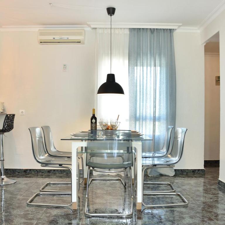 Stay In Gran Alacant - Three-Bedroom Apartment - 23