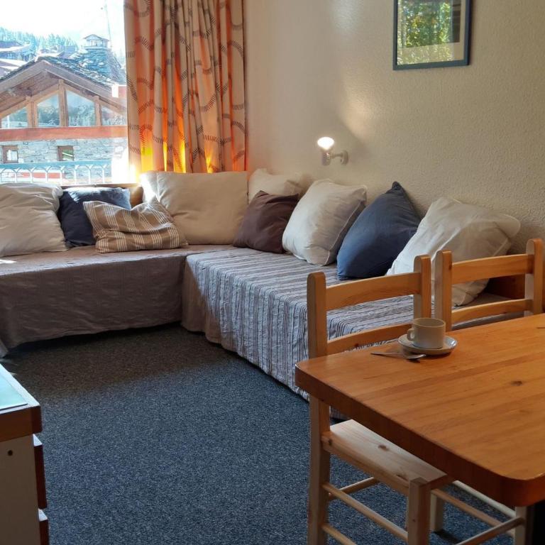 Appartement 2 pièces · Balcon · Wifi gratuit - FR-1-346-407 - Apartment - 6