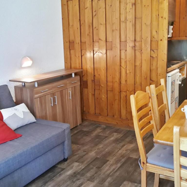 Studio ski aux pieds avec balcon, 4 personnes - Studio - 7