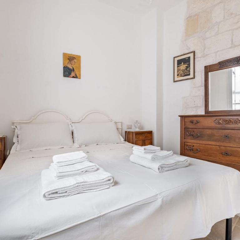 GuestHost - Dimora Lucrezia - Big & Central Apatment with parking - Appartamento con 3 Camere da Letto - 16