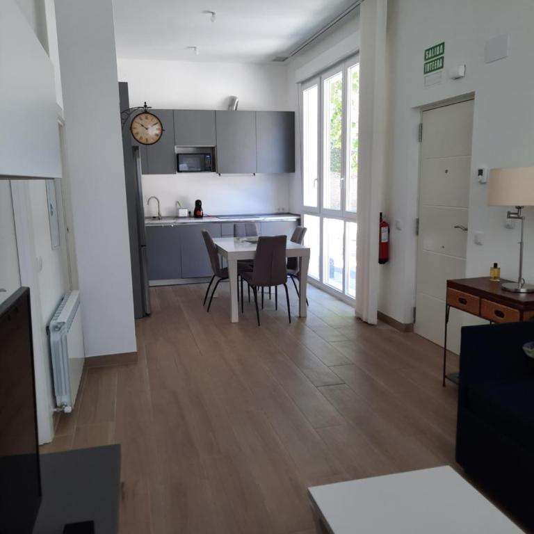 josemaenea - Two-Bedroom Apartment - 4