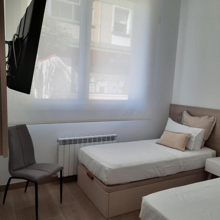 josemaenea - Two-Bedroom Apartment - 9