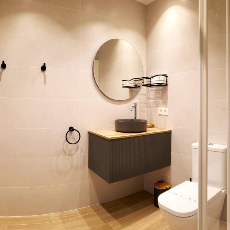 Apartamentos Meson del Barro - Alojamientos Pamplona - One-bedroom Loft Apartment - 16