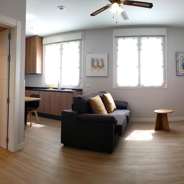 Apartamentos Meson del Barro - Alojamientos Pamplona - One-bedroom Loft Apartment - 6