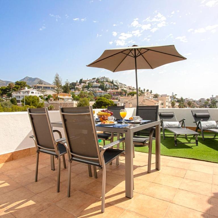Ático frente al mar - Vistas, piscina, terrazas, parking! - Apartamento Ático - 15